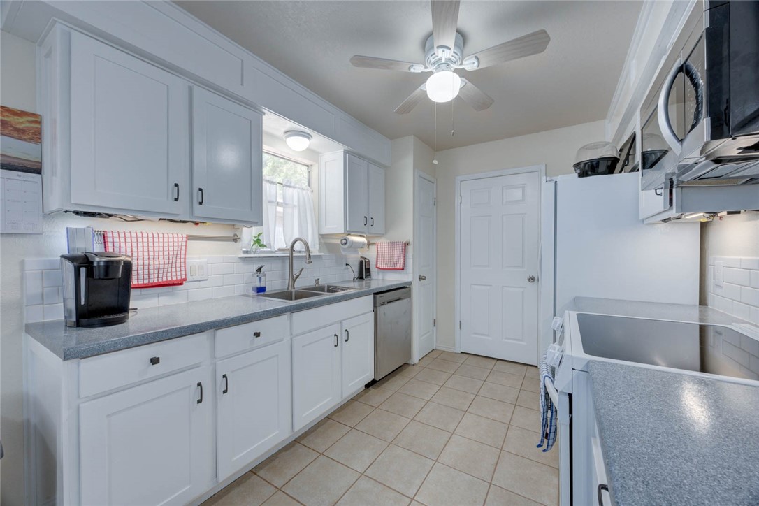 813 Saint Paul Property Photo 11