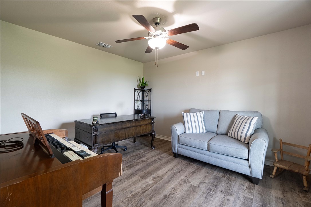 11766 Fm 70 Property Photo 32