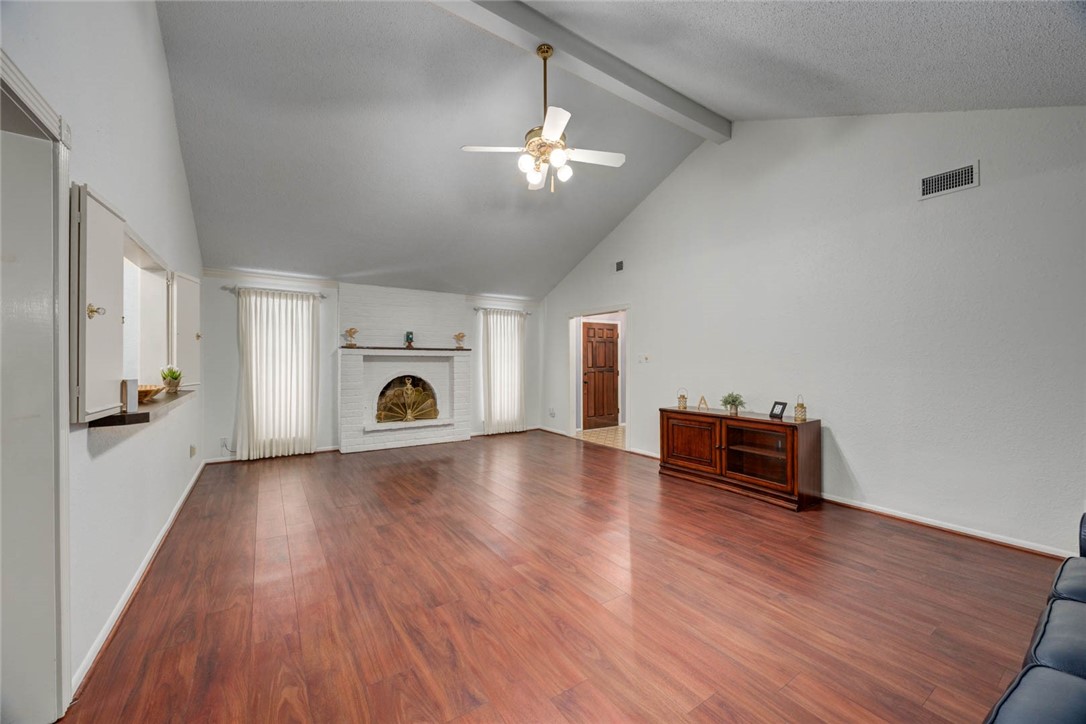 4621 Weiskopf Property Photo 6