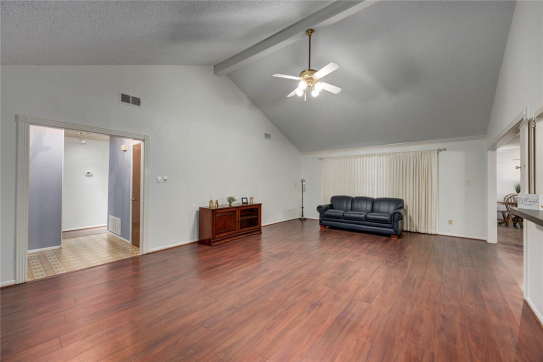 4621 Weiskopf Property Photo 7