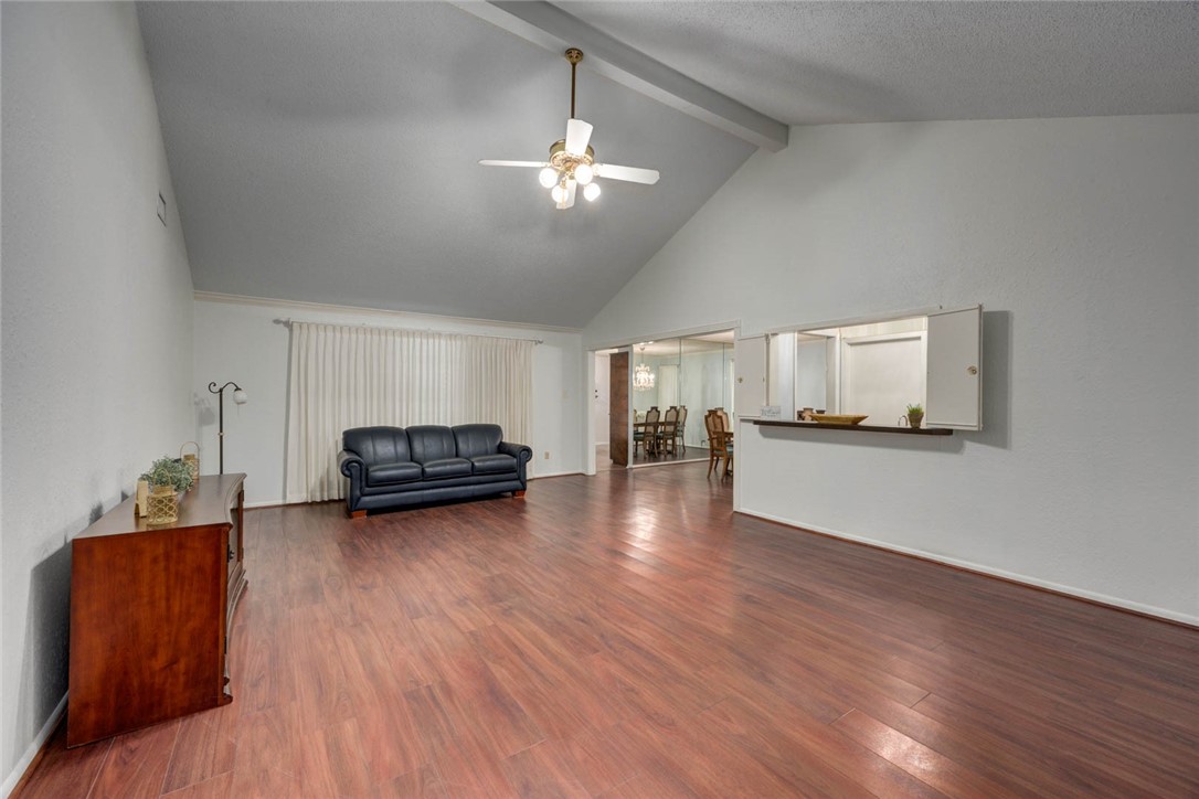 4621 Weiskopf Property Photo 8