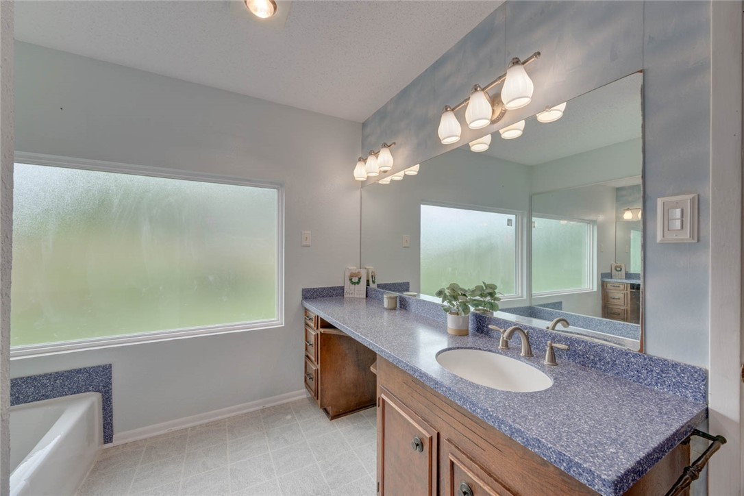 4621 Weiskopf Property Photo 24