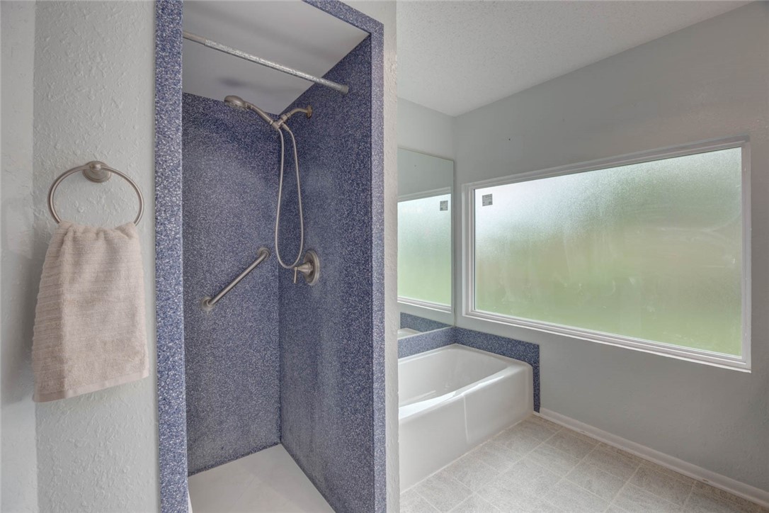 4621 Weiskopf Property Photo 25