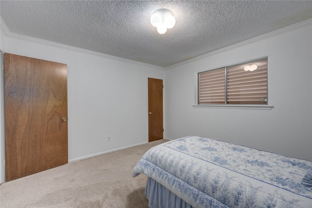 4621 Weiskopf Property Photo 27