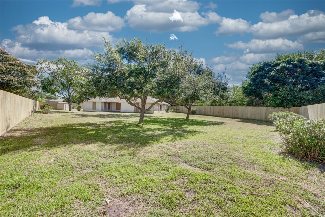 4621 Weiskopf Property Photo 34