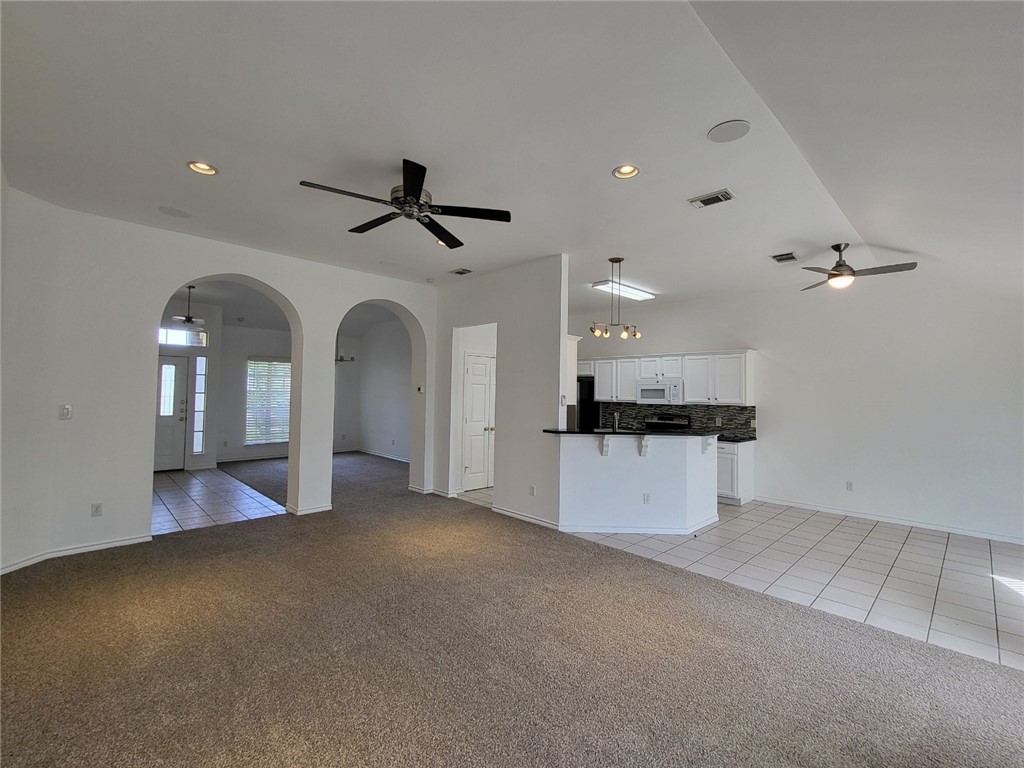4909 Lake Nocona Dr Property Photo 5