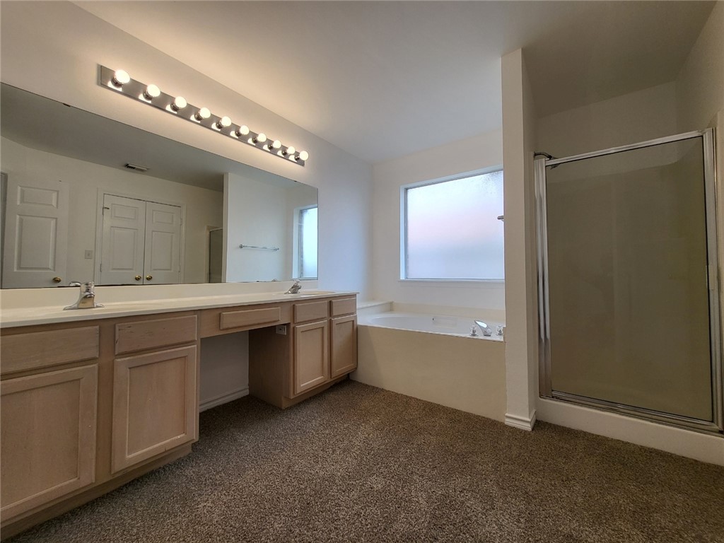 4909 Lake Nocona Dr Property Photo 12
