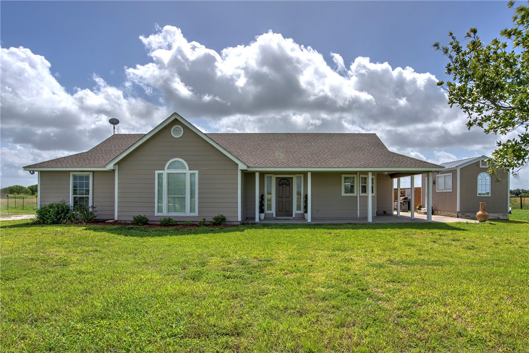 9386 Private Road 2155 Property Photo 1