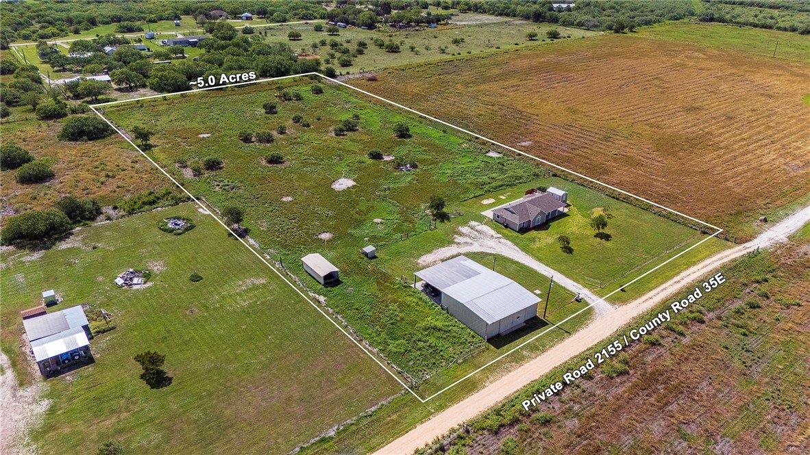 9386 Private Road 2155 Property Photo 6