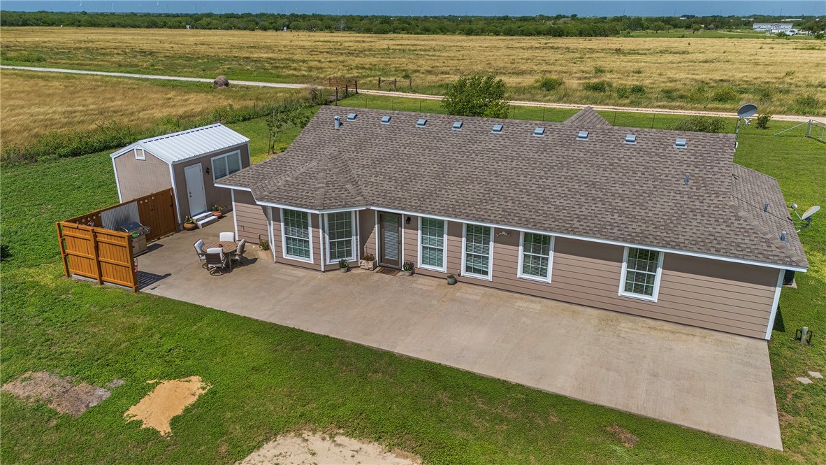 9386 Private Road 2155 Property Photo 15