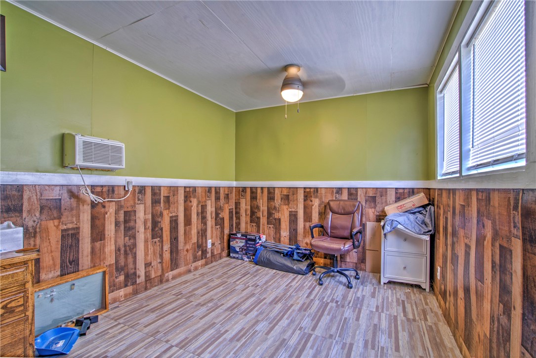 9386 Private Road 2155 Property Photo 21