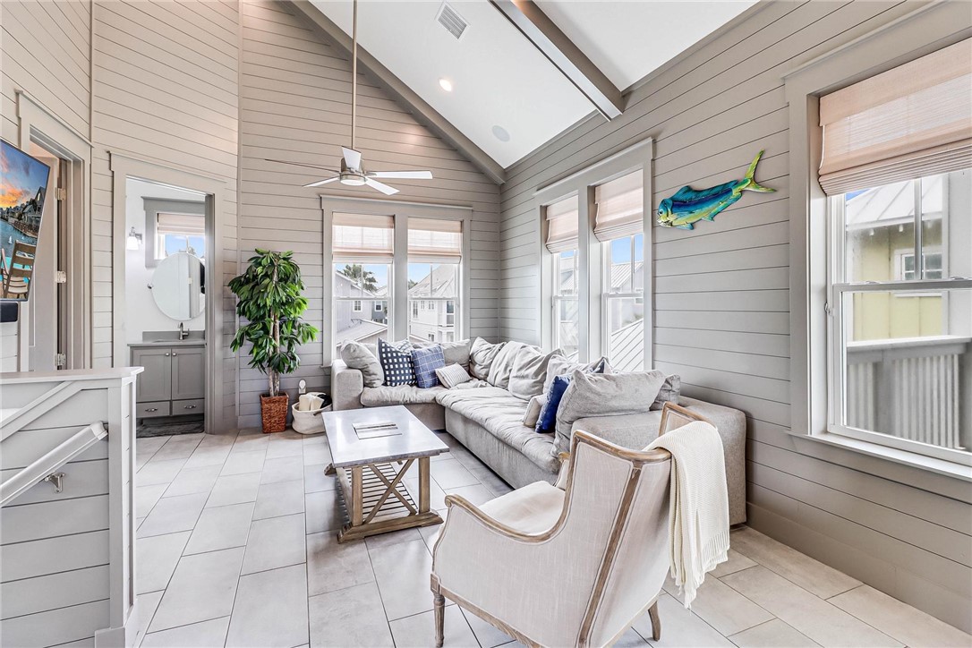 123 Fish Hook Property Photo 10