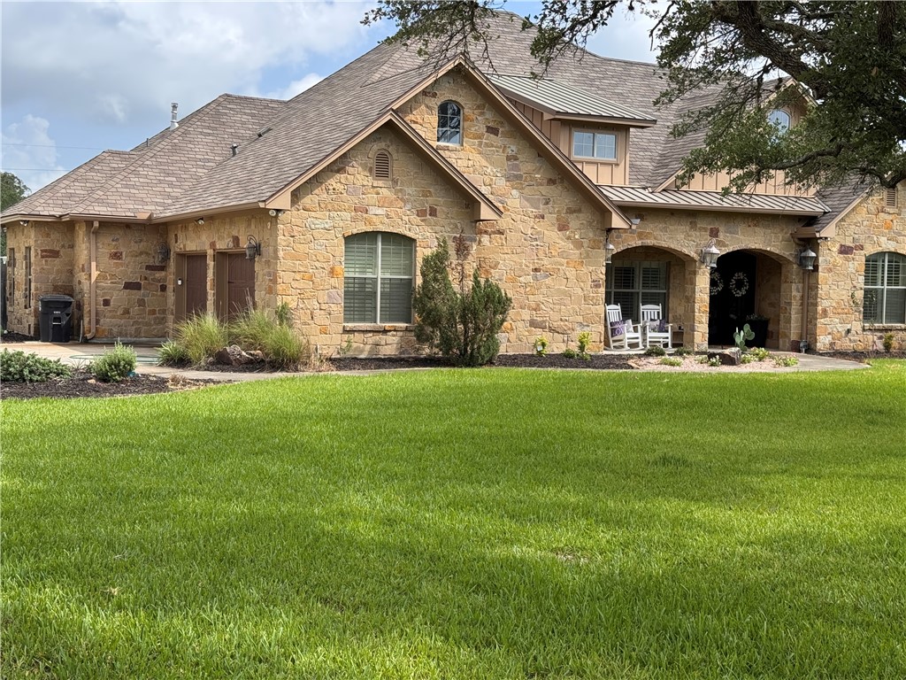 18 Post Oak Property Photo 2