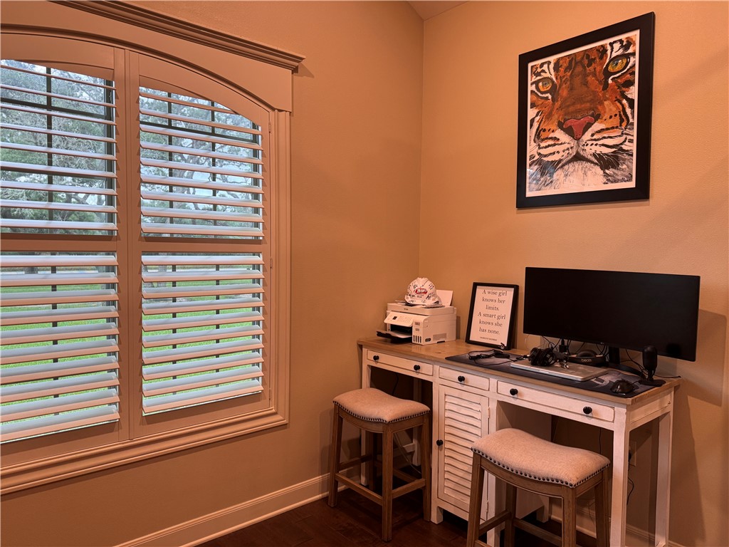 18 Post Oak Property Photo 34