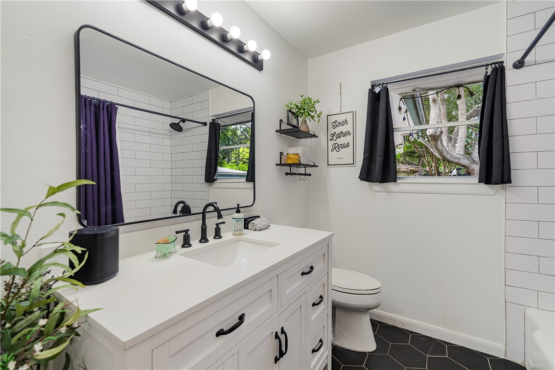 622 Bermuda Pl Property Photo 23