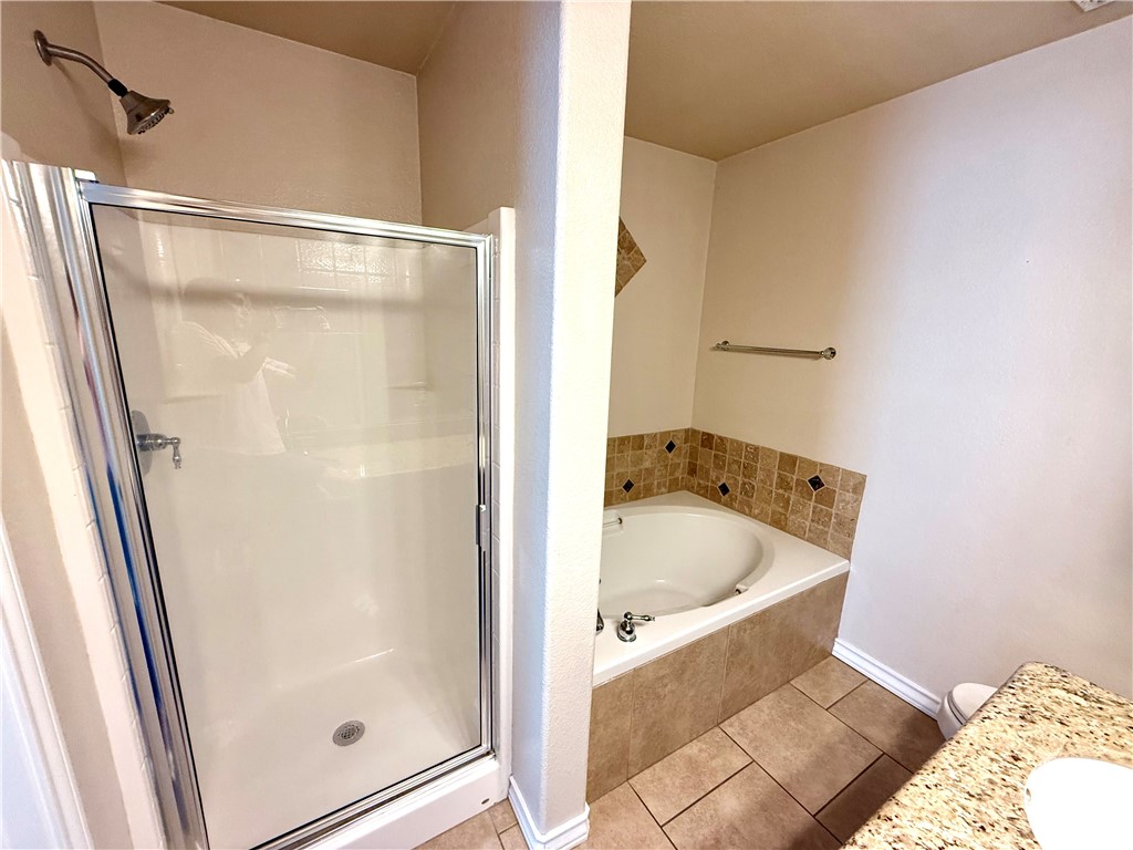 6710 Earnhart Property Photo 21