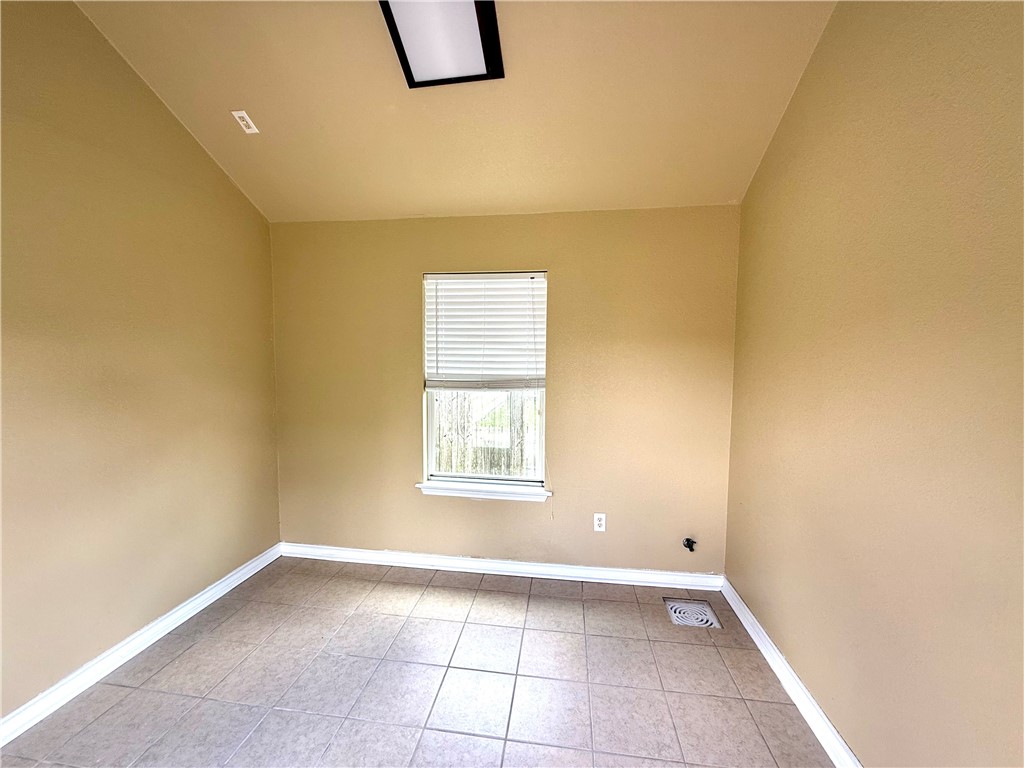 6710 Earnhart Property Photo 22