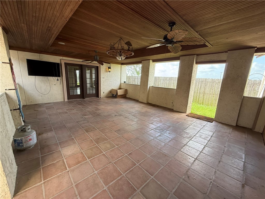 4430 Masters Dr Property Photo 3