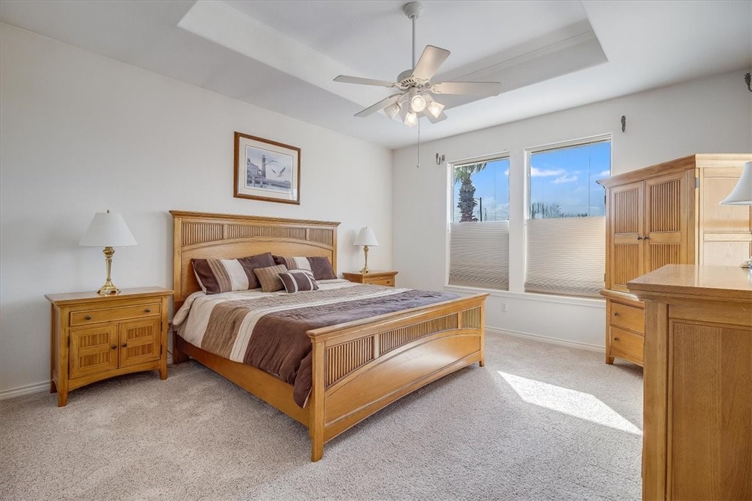 637 Pompano Dr Property Photo 17