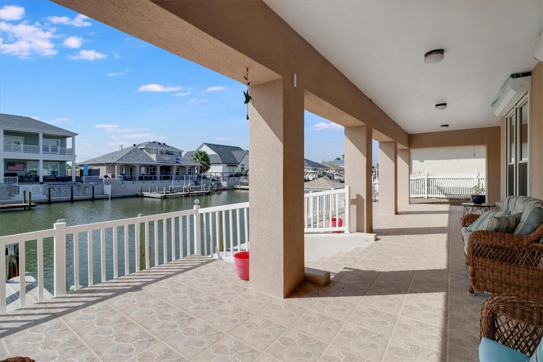 637 Pompano Dr Property Photo 28