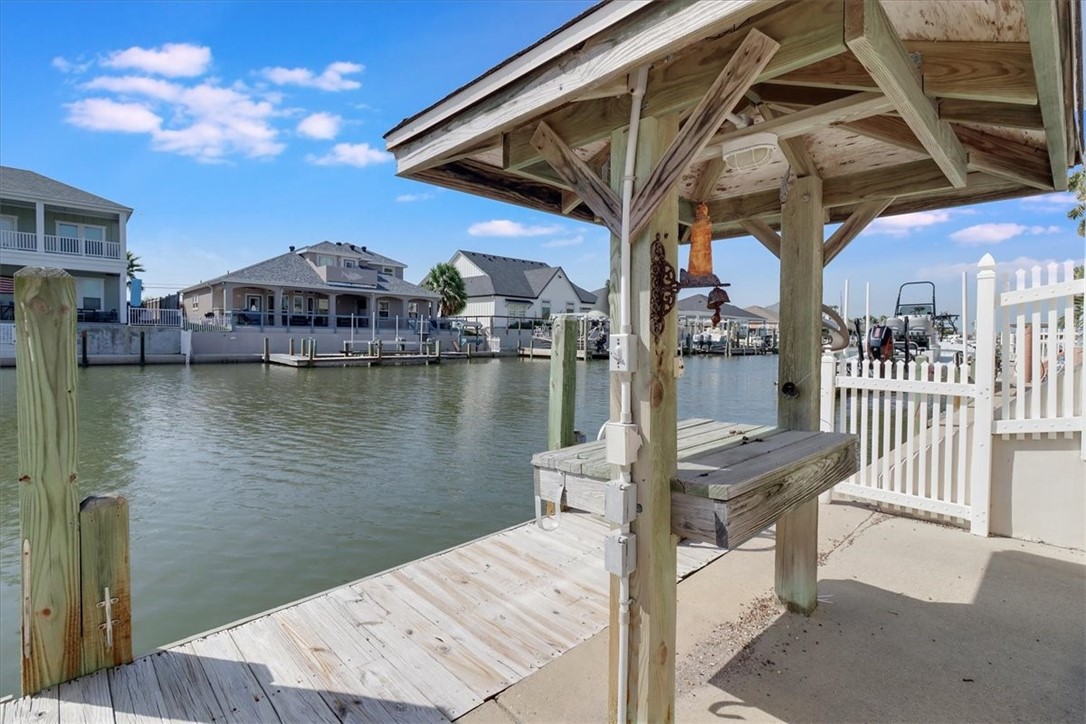 637 Pompano Dr Property Photo 32