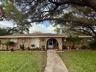 1638 W Palm Dr