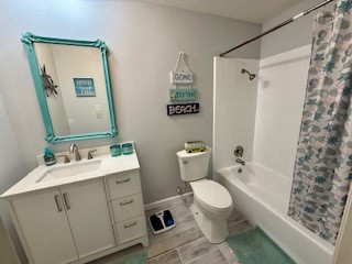 1638 W Palm Dr Property Photo 18