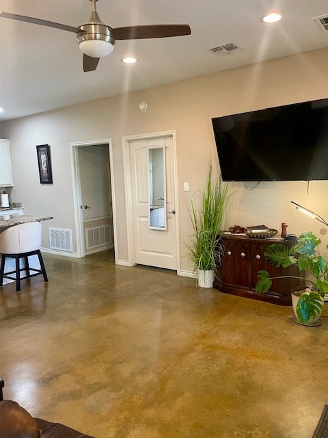705 Monkey Road Property Photo 6