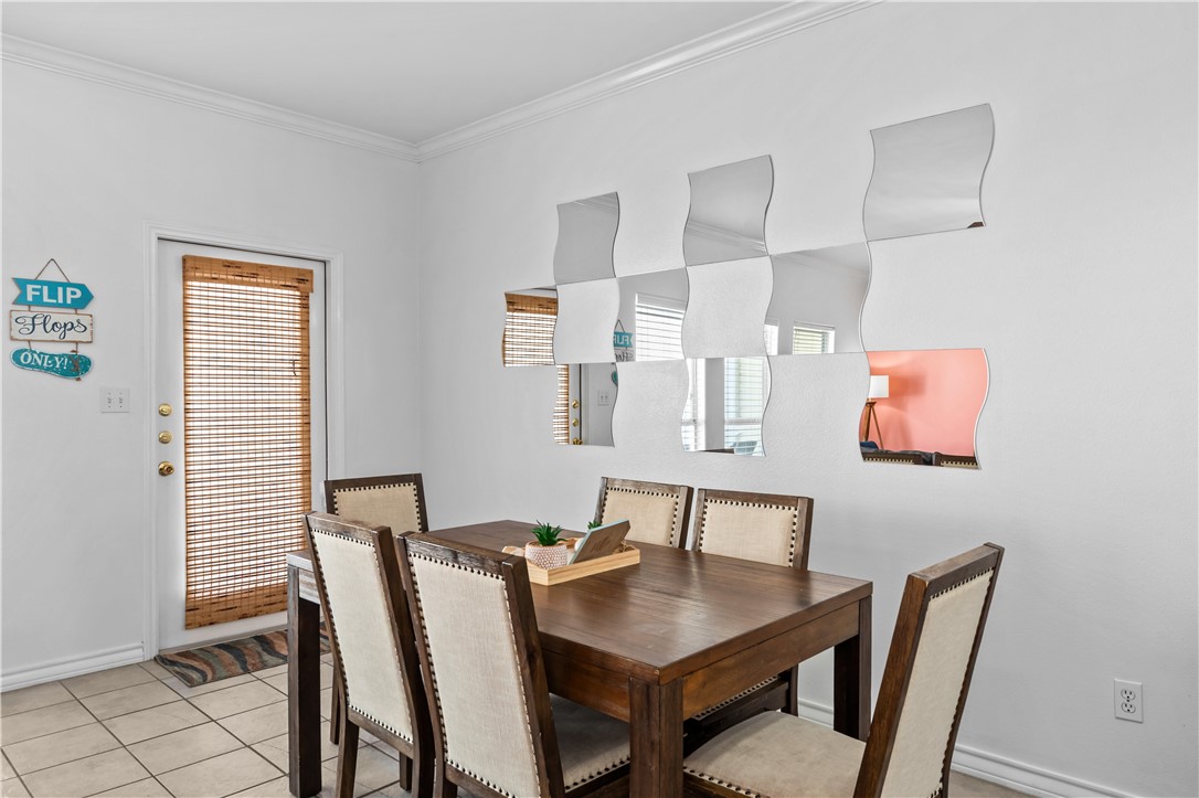 15110 Leeward Dr 103 Property Photo 10
