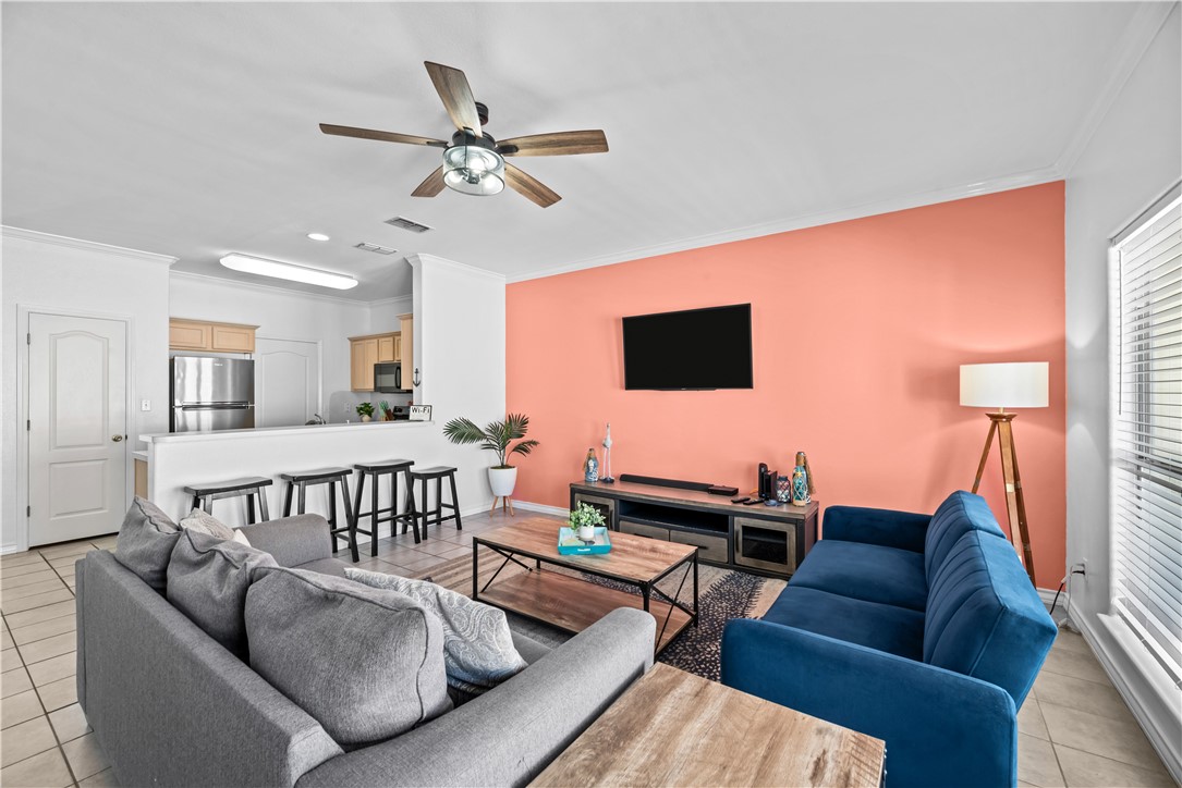 15110 Leeward Dr 103 Property Photo 13