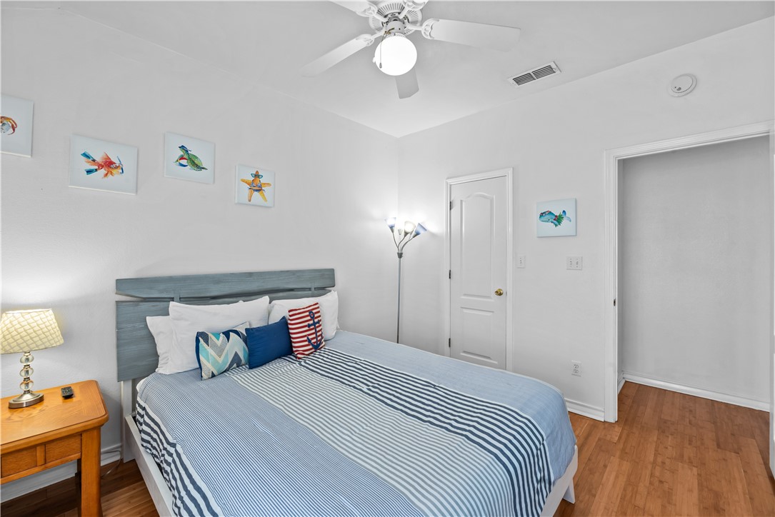 15110 Leeward Dr 103 Property Photo 28