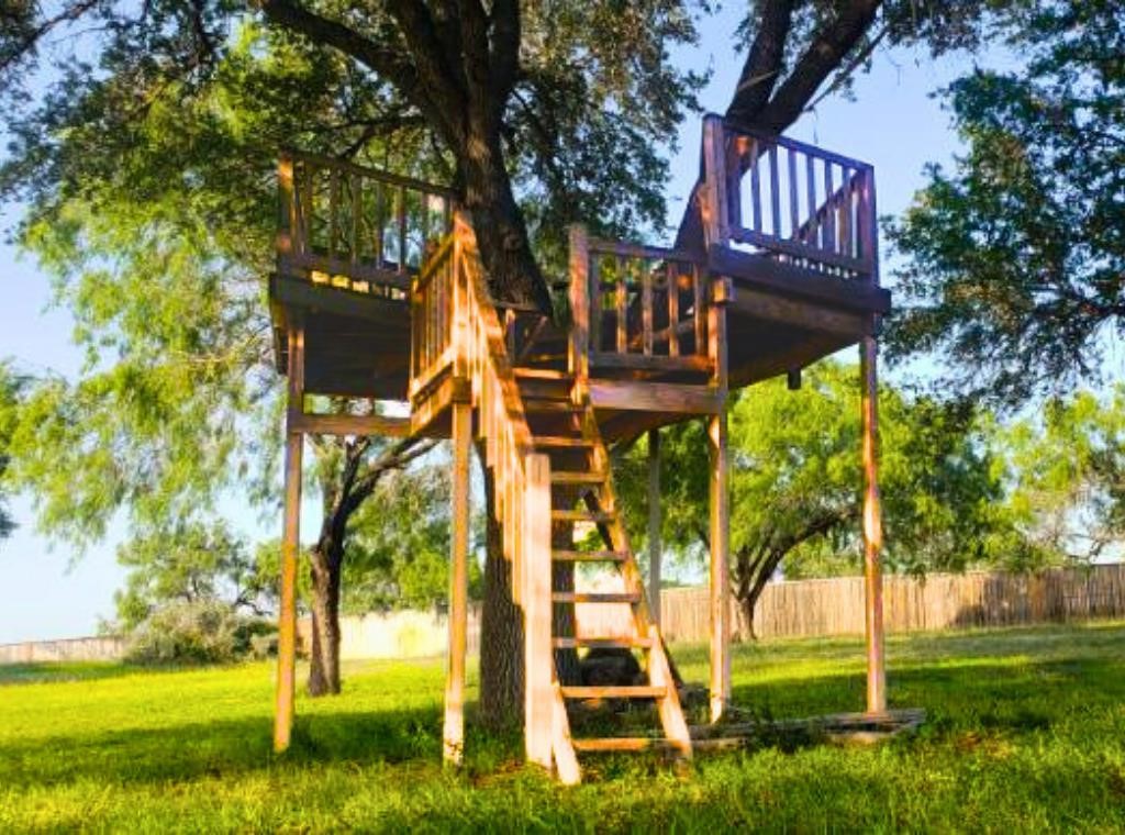 112 Fm 1042 Property Photo 12