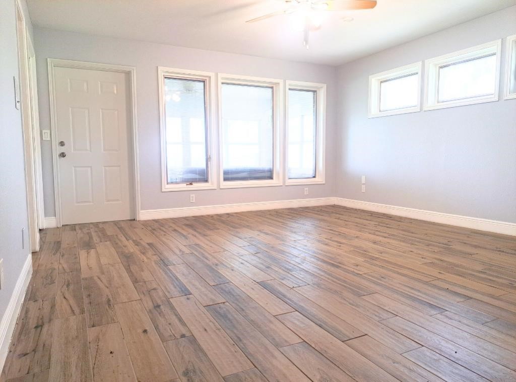 112 Fm 1042 Property Photo 17