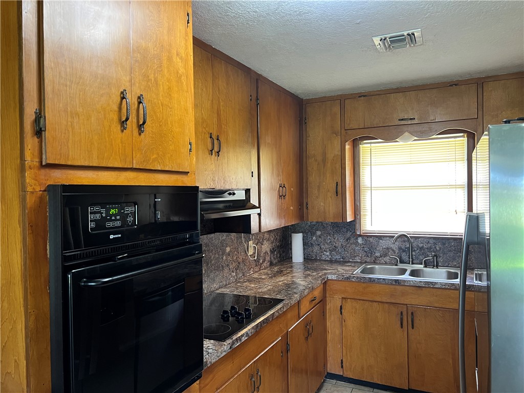 140 Lakeview Dr Property Photo 22