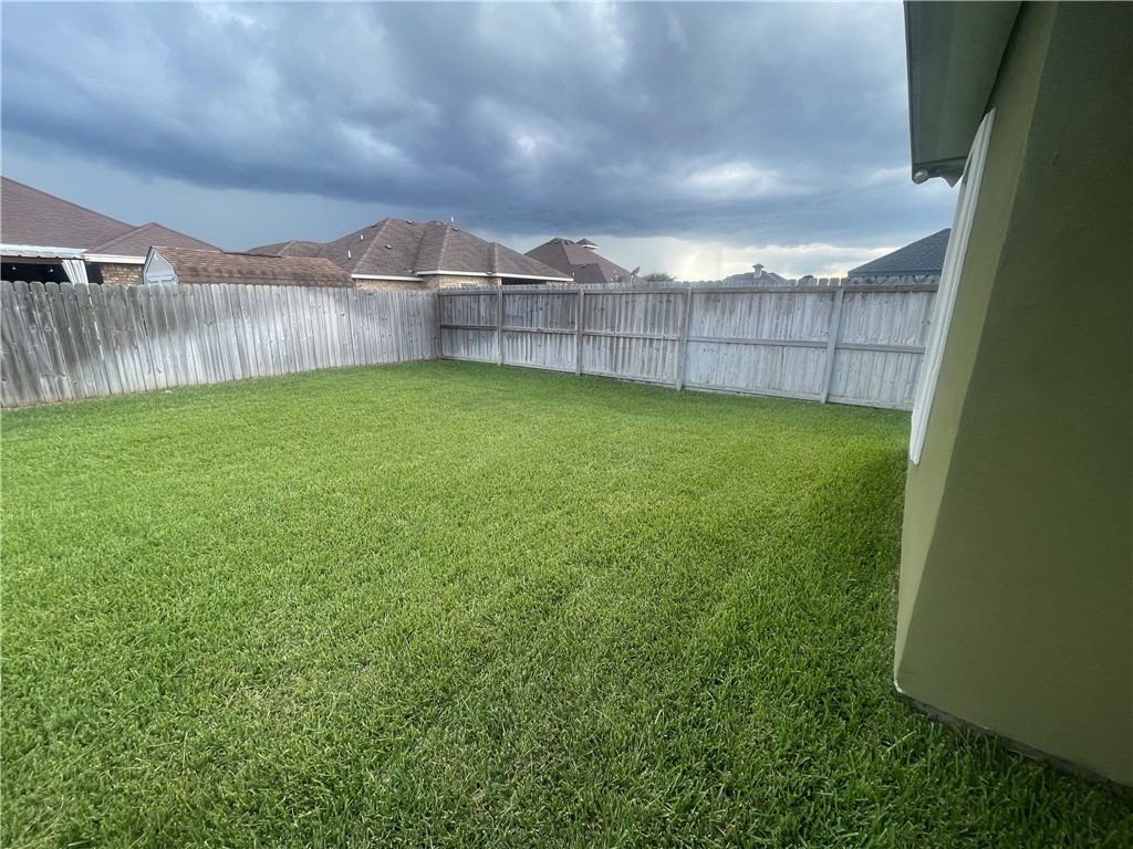 1825 Paraiso Dr Property Photo 16