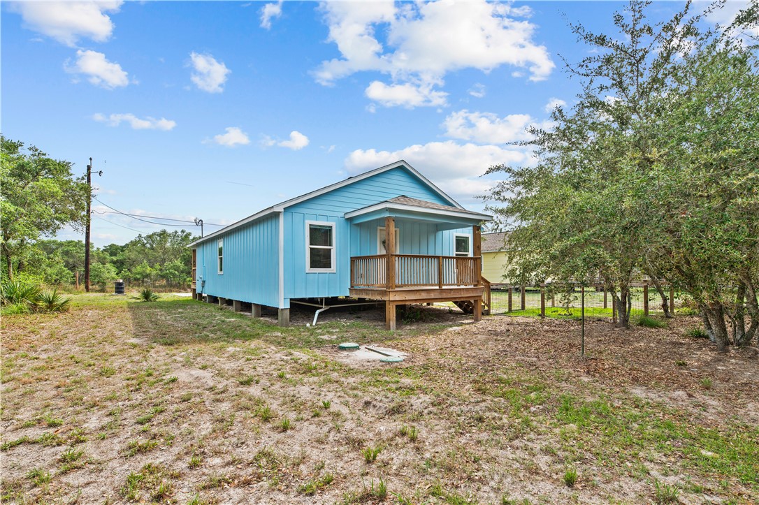 2111 Lone Star Property Photo 7