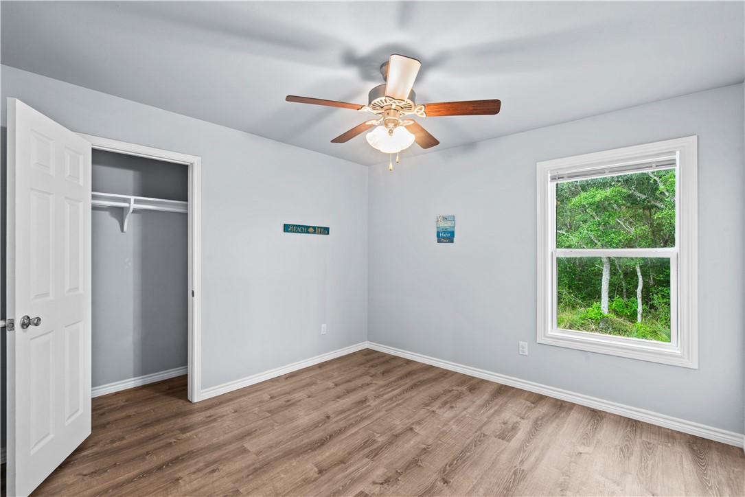2111 Lone Star Property Photo 15