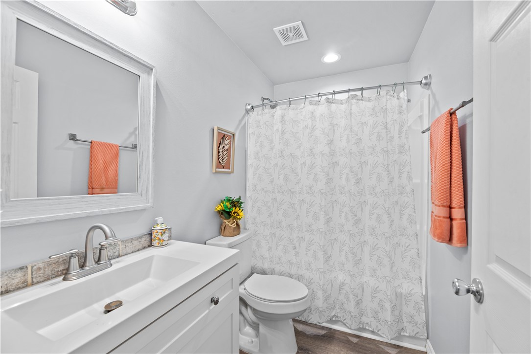 2111 Lone Star Property Photo 22