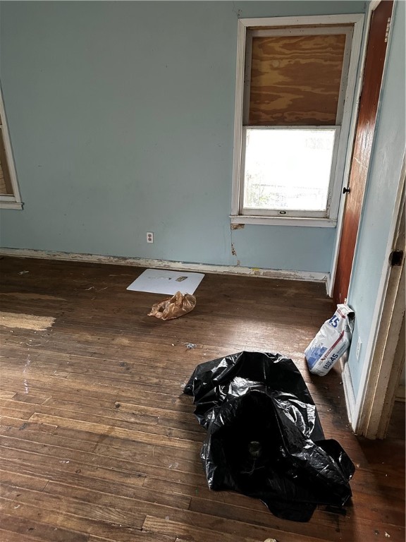 2201 Comanche St Property Photo 9