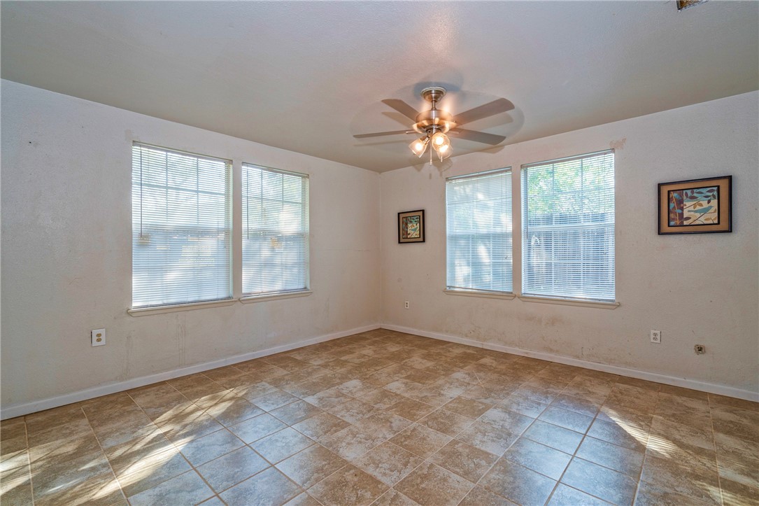 118 Island Dr Property Photo 14