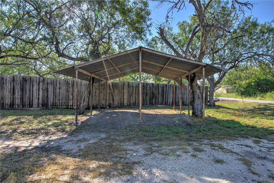 118 Island Dr Property Photo 24