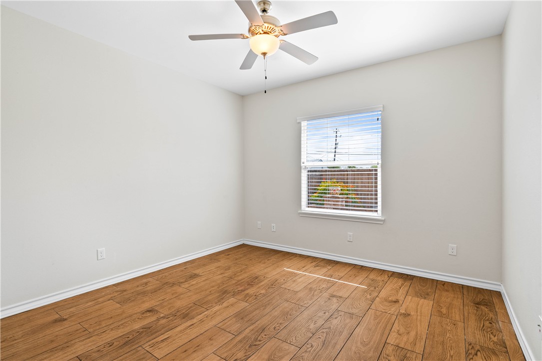 2718 Yeager Dr Property Photo 20