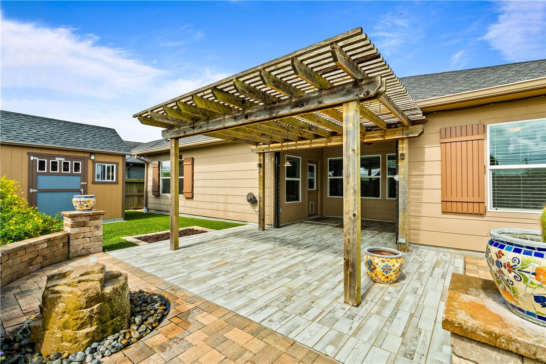 2718 Yeager Dr Property Photo 29