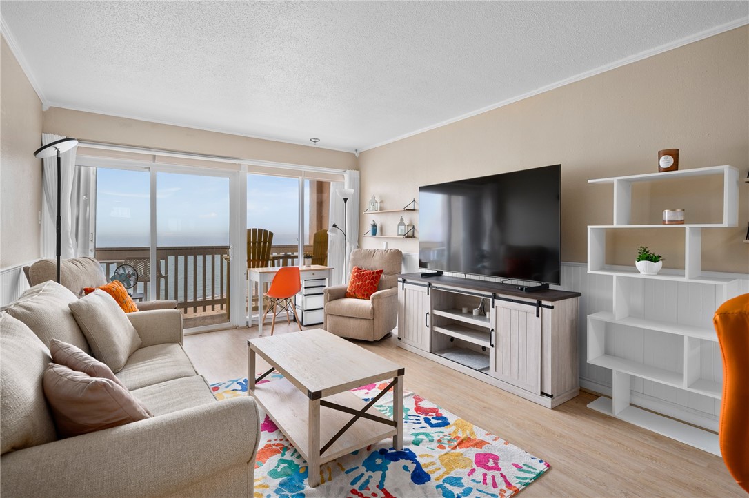 4000 Surfside Blvd 502 Property Photo 5