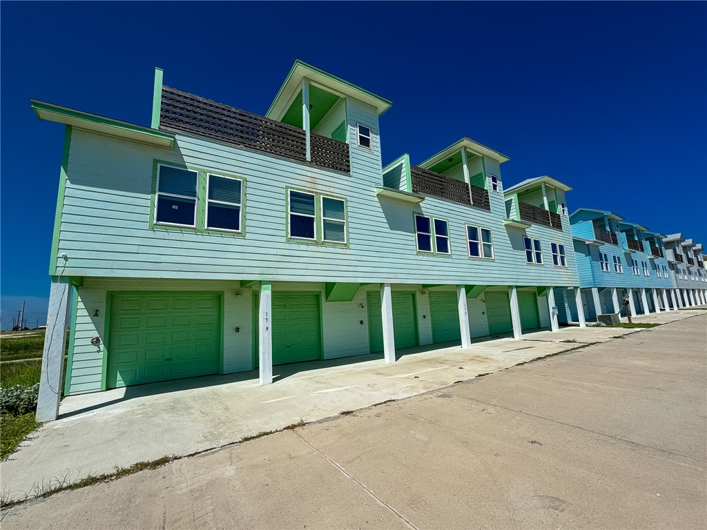 174 West Palm Beach Property Photo 1