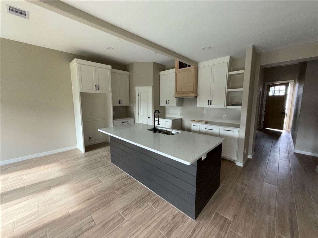 3614 Rebecca Dr Property Photo 5