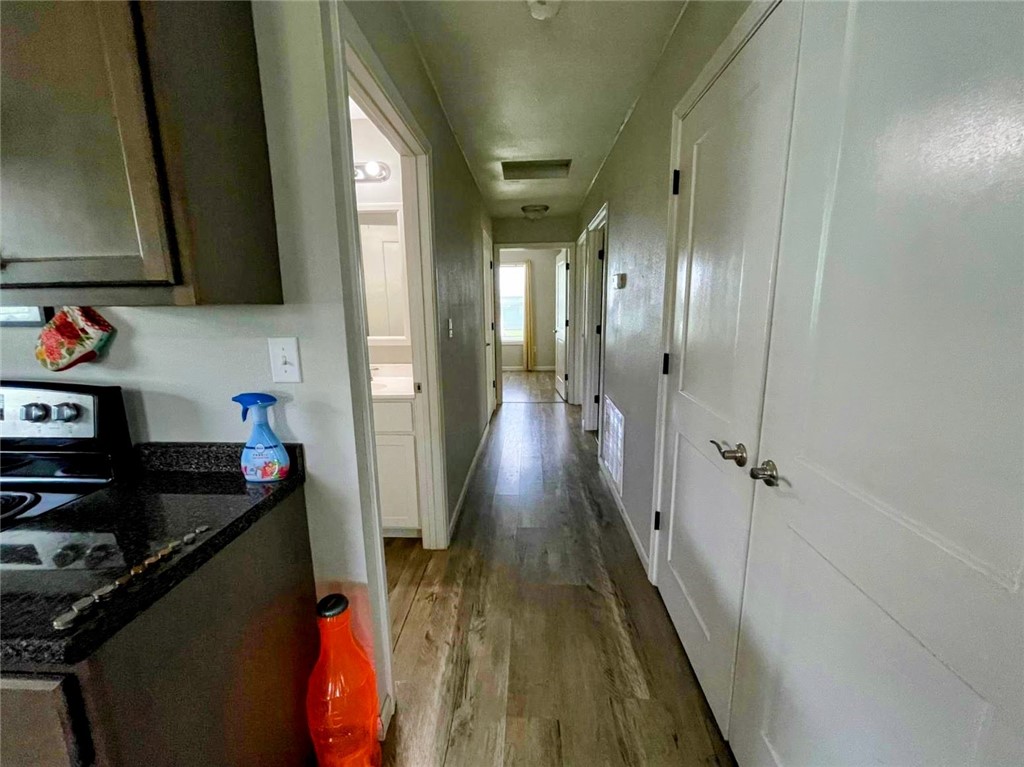702 Celia St Property Photo 20