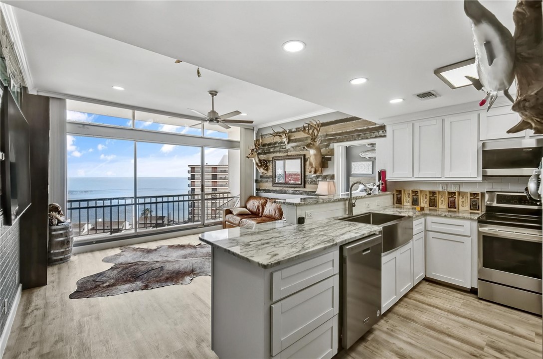 4600 E Ocean Dr 804 Property Photo 6