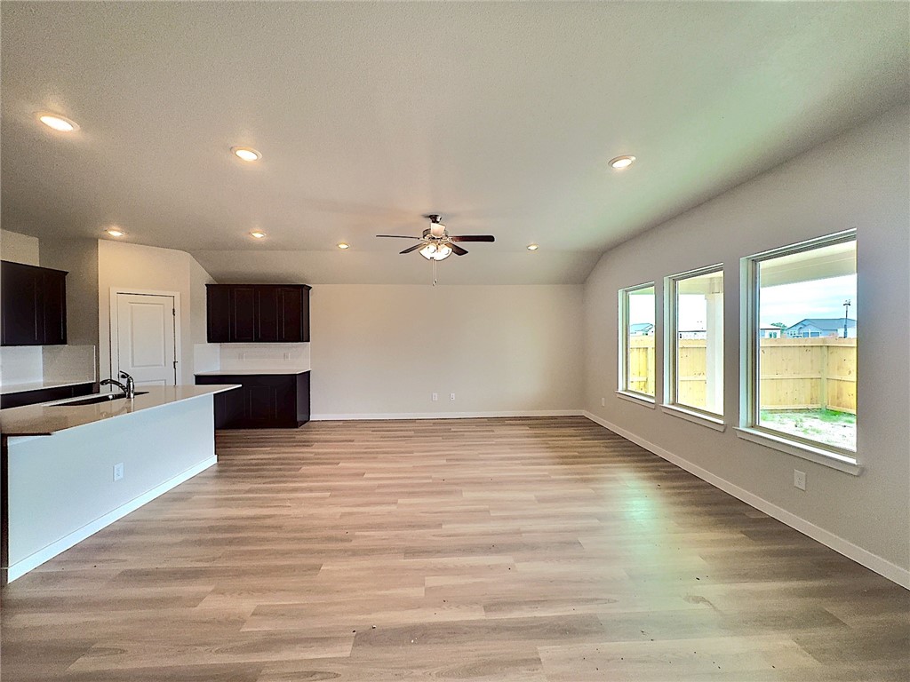 3405 Tanzanite Dr Property Photo 7