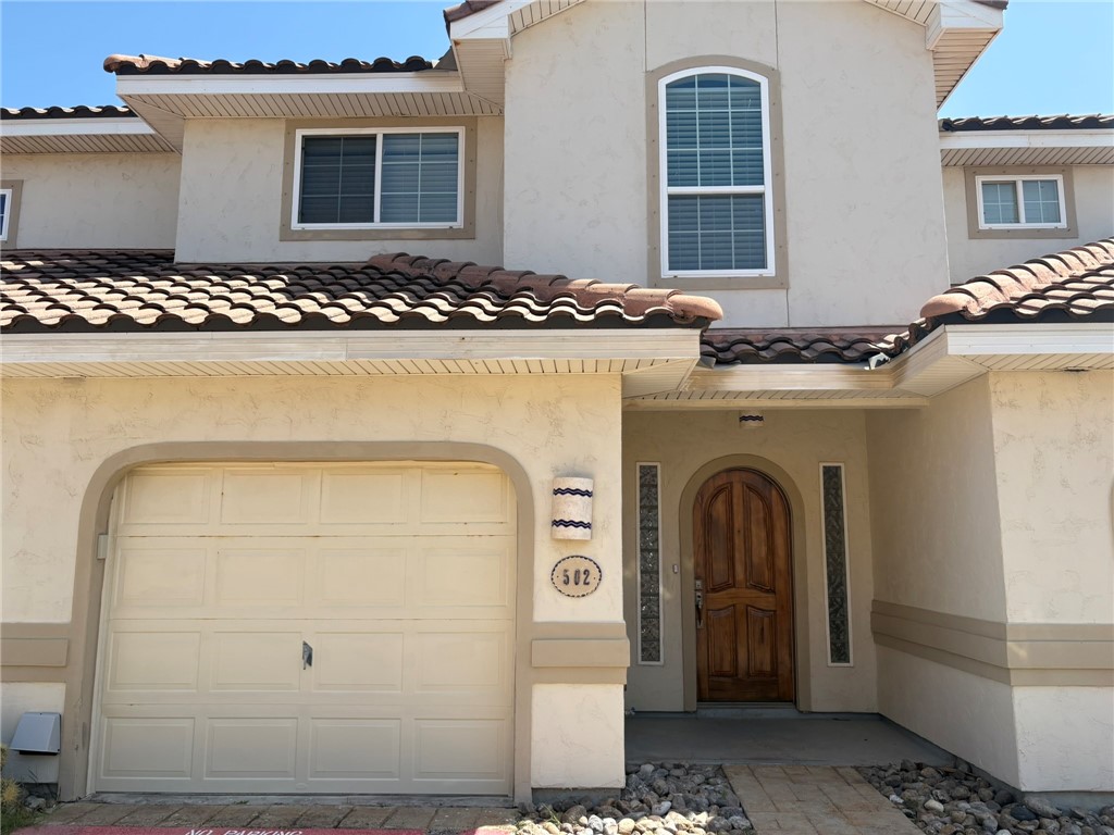 14813 Leeward Dr 502 Property Photo 3